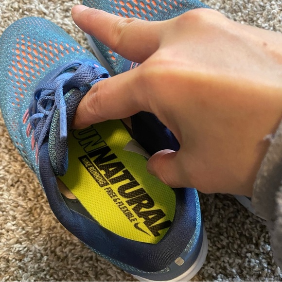 Nike Blue Running Sneakers Size 6 - Picture 4 of 8